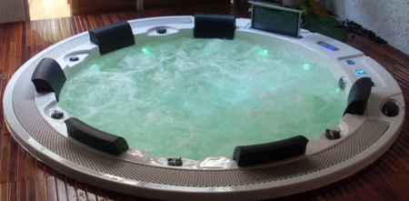 Гидромассажный бассейн Sunrans SR831